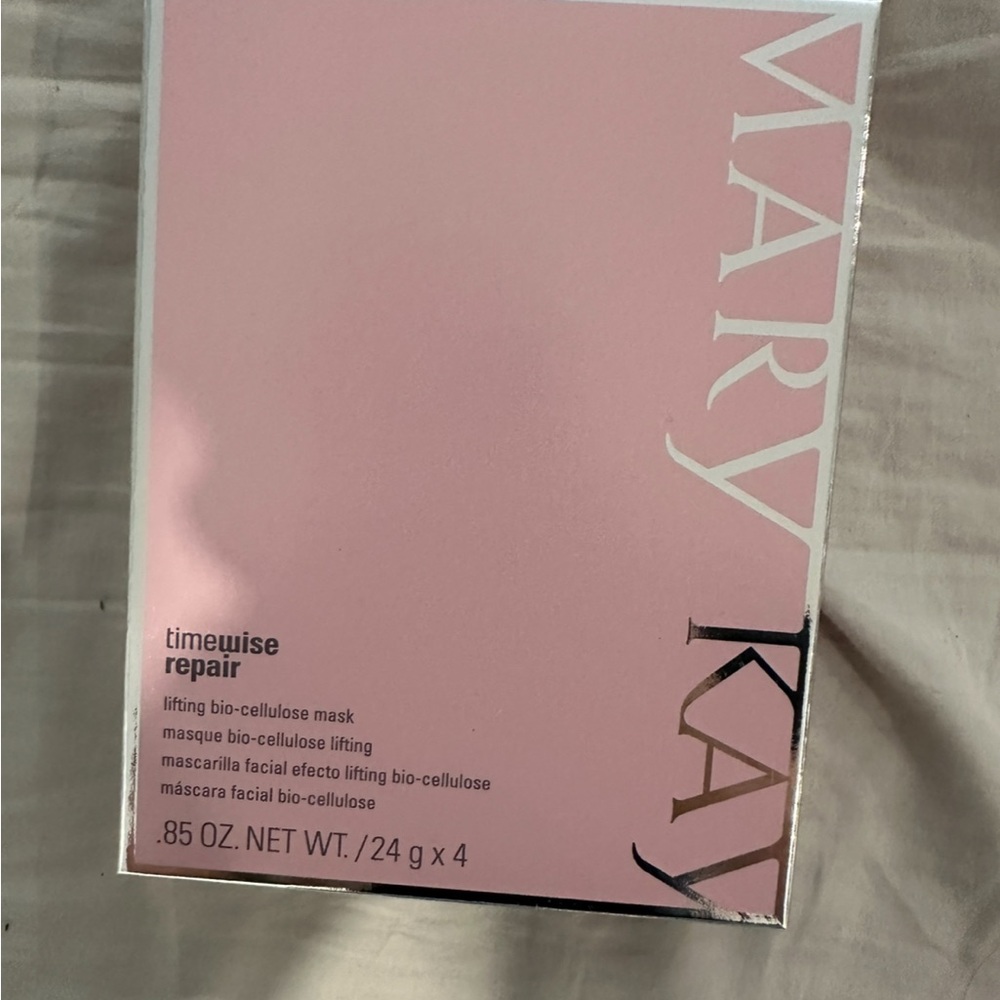 Mary Kay Timewise Repair Bio-Cellulose Mask in Pink